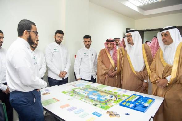نائب أمير مكة يزور مقر الأكاديمية السعودية اللوجستية بجدة