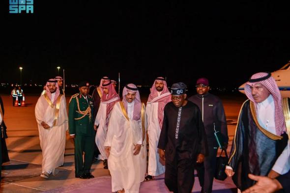 السعودية | رئيس جمهورية نيجيريا الاتحادية يصل إلى الرياض