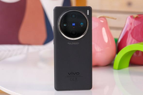 تكنولوجيا: هاتف vivo X100 Ultra يحصل على شهادة ترخيص قبل الكشف عنه في شهر مايو