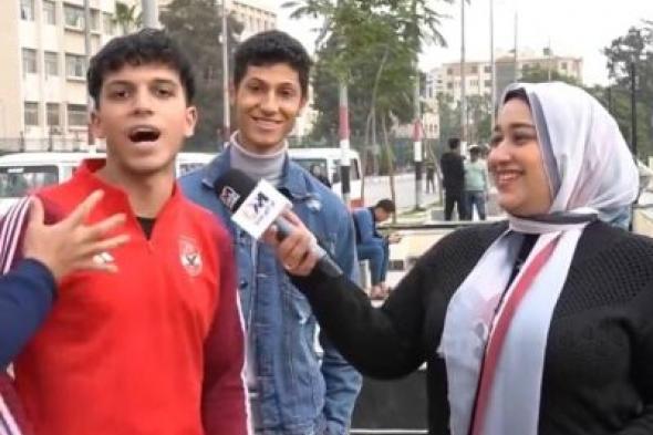 تراند اليوم : شاهد : شاب مصري يوجه رسالة لوالده المقيم في السعودية :" كفاية خلفة كل ما ينزل يخلف ويرجع تاني "