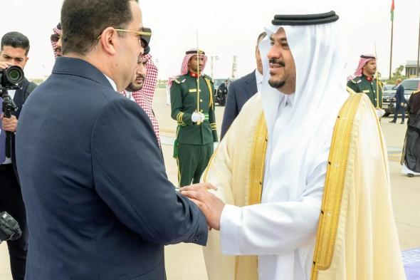 رئيس مجلس الوزراء العراقي يصل الرياض وفي مقدمة مستقبليه نائب أمير منطقة الرياض