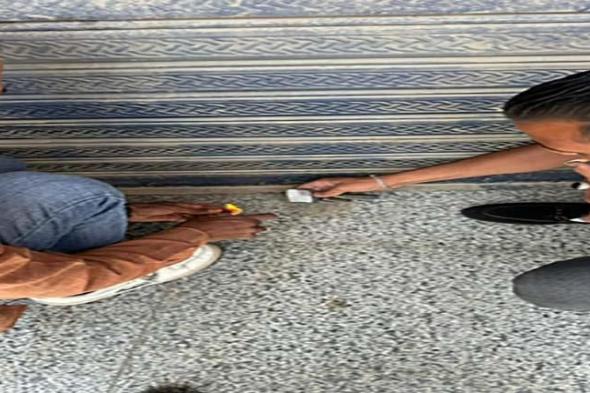 تعدوا على الطريق العام.. غلق وتشميع 3 مقاهي مخالفة في الجيزة (صور)