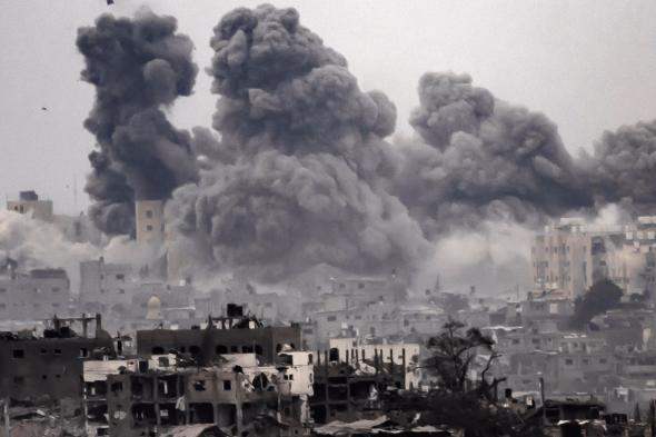 استشهاد العديد من الفلسطينيين جراء قصف إسرائيلي على قطاع غزة