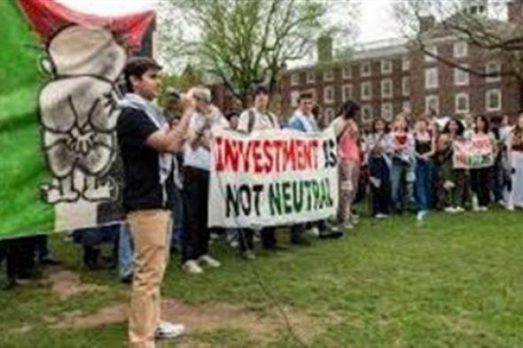 جامعة براون الأمريكية ترضخ لطلابها وتوافق على سحب استثماراتها من إسرائيل