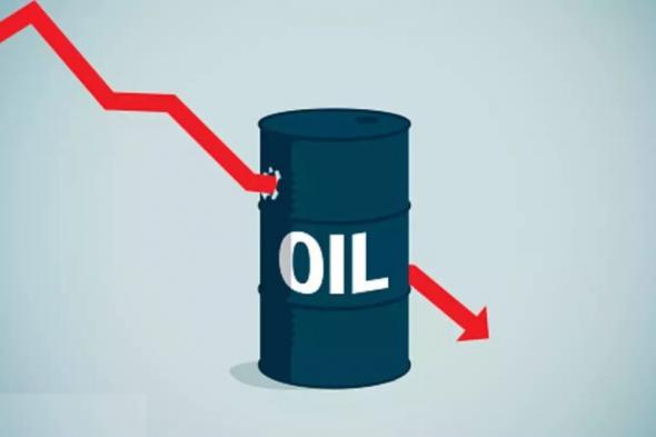 أسعار النفط تغلق قرب أدنى مستوى خلال 7 أسابيع