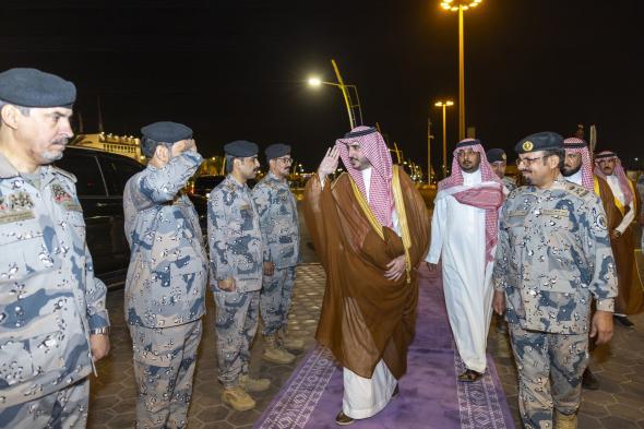 السعودية | أمير منطقة الجوف يزور قيادة حرس الحدود بمحافظة القريات