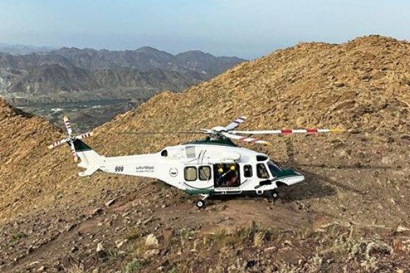 شرطة دبي تنقذ سائحاً أصيب بإعياء في جبال حتا