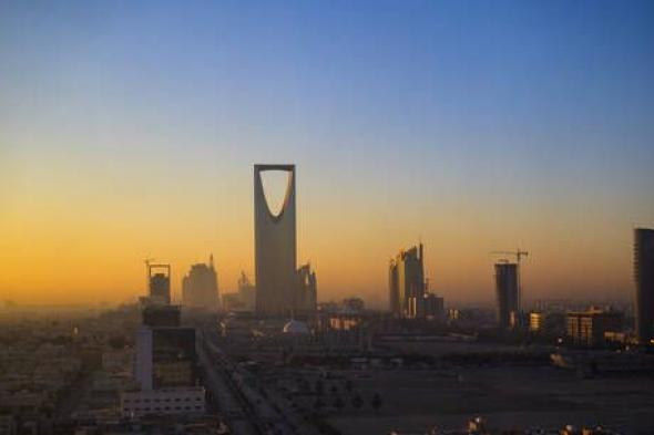 الخليج اليوم .. وزير المالية السعودي: عجز الميزانية "مقصود"