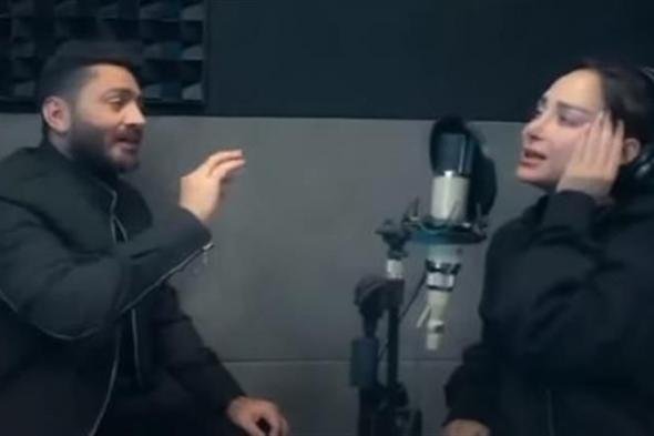 بالفيديو.. كواليس تدريب تامر حسني لـ بسمة بوسيل على غناء "البدايات"
