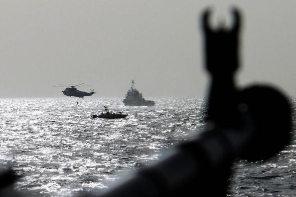 الخليج اليوم .. الجيش الأمريكي يدمر 3 منصات صواريخ بمناطق يسيطر عليها الحوثيون في اليمن