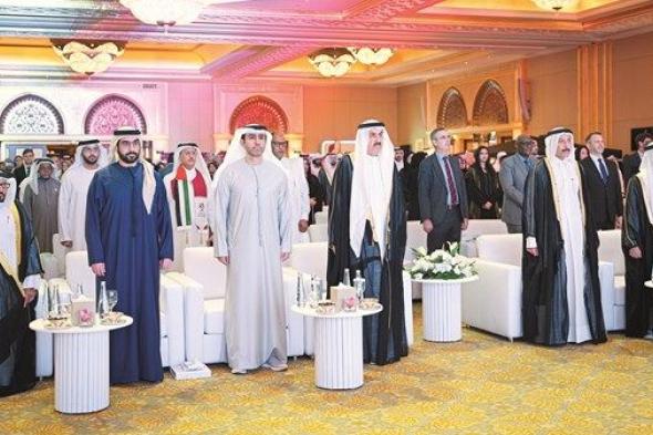 صقر غباش يحضر حفل السفارة القطرية بمناسبة اليوم الوطني