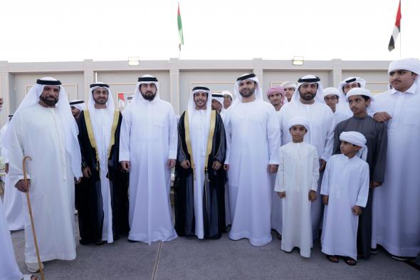 الامارات | أحمد ومنصور بن محمد يحضران أفراح العامري وآل بومهير
