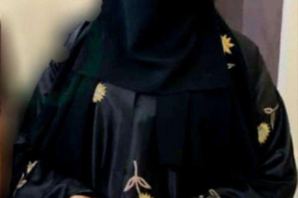 شاهد بالصور...ضبط شابة تقوم بهذا العمل الصادم في عدن