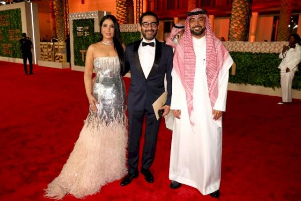 جدل حول تعليق أحمد حلمي في السعودية.. وساويرس يدافع عنه