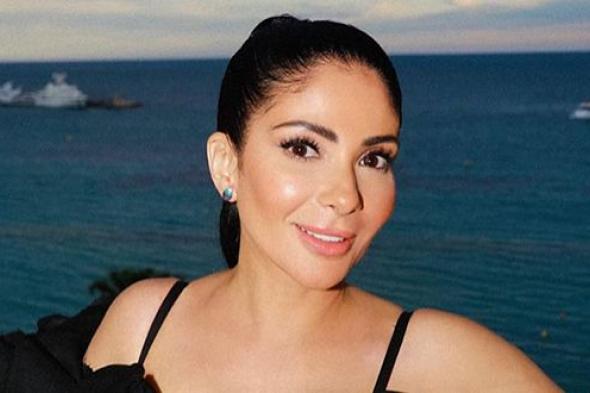 منى زكي تواصل حصد الجوائز عن “رحلة 404”