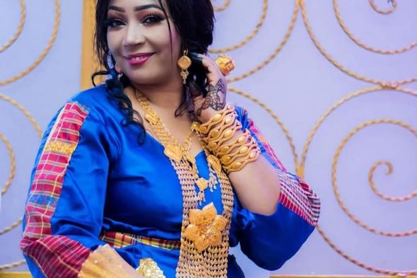 شاهد بالفيديو.. الفنانة وجدان الملازمين ترد على اتهامها بالرقص الشاذ واستعراضها بجسدها في المسارح: (انتو لسه ما شفتوا استعراض وجيت مصر عشان أعمل عمليات الشفط والقصص)