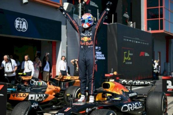 جائزة إيميليا-رومانيا: فيرستابن يحرز المركز الأول في السباق الـ 400 لريد بول