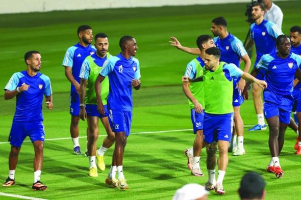 الامارات | المنتخب يُنهي معسكر دبي.. ويضع اللمسات الأخيرة لمباراة أوزبكستان في أبوظبي