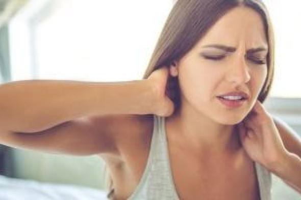 لو مش بتلعب رياضة أو بتبذل مجهود.. ليه بتحس بألم مزمن وإيه أهم النصائح