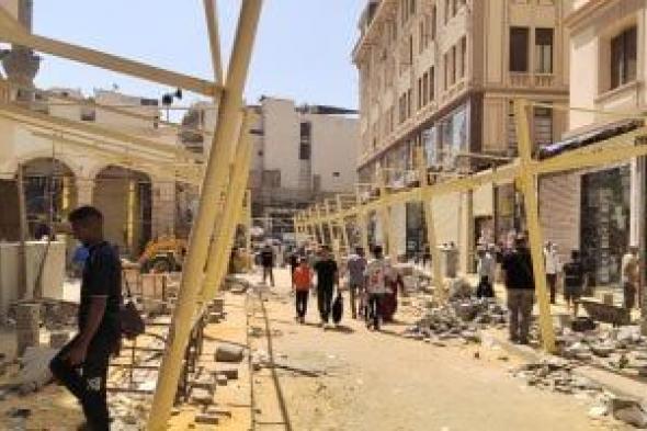 العتبة تتخلص من العشوائية.. تنظيم الباعة الجائلين مع فتح الشوارع.. فيديو