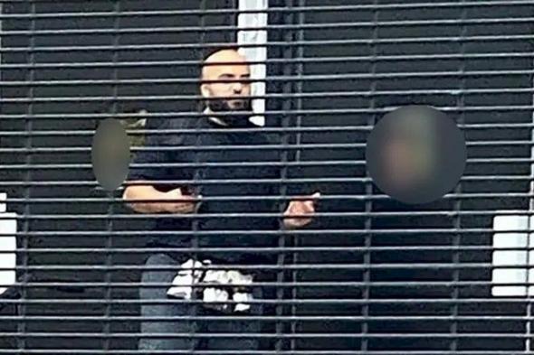 مسلمو بريطانيا يستنكرون الهجوم على الكنيس اليهودي