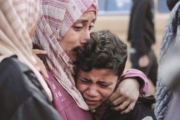 إسرائيل تيتم 77 طفلاً يومياً في غزة