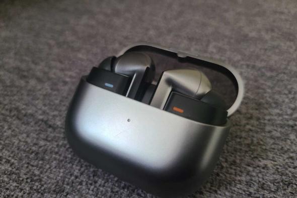 تكنولوجيا: تسريب Galaxy Buds 4 يكشف عن تصميم أكثر نعومة واستدارة