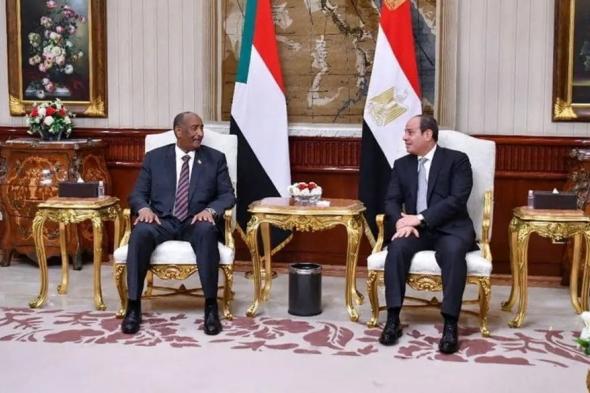 البرهان والسيسي يعقدان جلسة مباحثات ثنائية بقصر الاتحادية