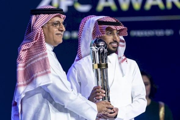سالم الدوسري أفضل لاعب في تاريخ الكرة السعودية؟ (فيديو)