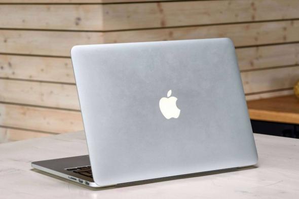 تكنولوجيا: أبل تستعد لإطلاق جهاز ماك بوك اقتصادي في أوائل 2026