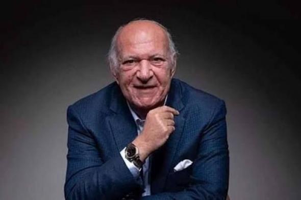 عمر خيرت… مفاجأة مهرجان “صدى الأهرامات”