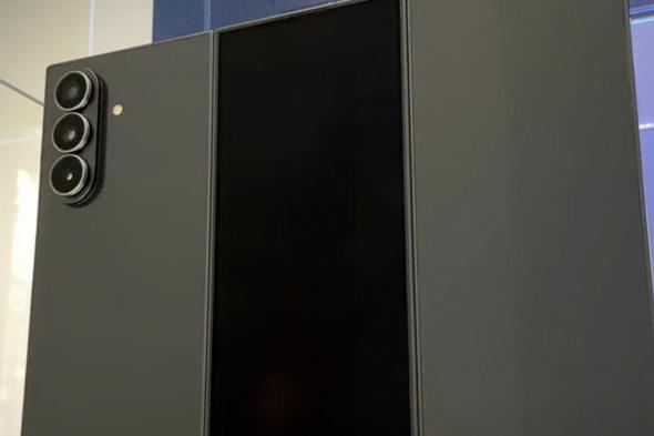 تكنولوجيا: شائعات: هاتف سامسونج ثلاثي الطي سيأتي بسمك 14 ملم وإطلاق قريب في آسيا