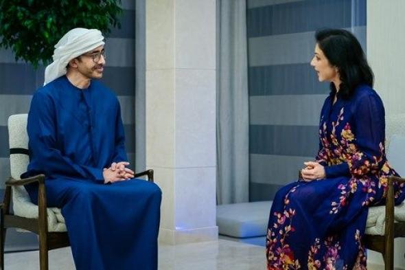 عبدالله بن زايد يستقبل وزيرة الاقتصاد والطاقة الألمانية