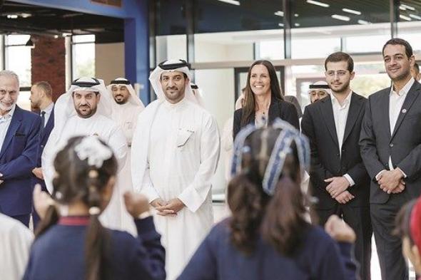 سلطان بن أحمد القاسمي يفتتح مدرسة رشمور الأميركية في ضاحية السيوح