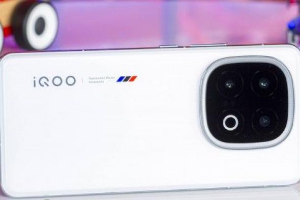 تكنولوجيا: إلغاء محتمل لهاتف iQOO 15 Mini قبل إطلاقه
