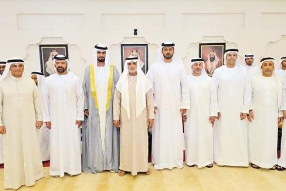 نهيان بن مبارك وخليفة بن طحنون يحضران أفراح السعدي والحوسني في أبوظبي