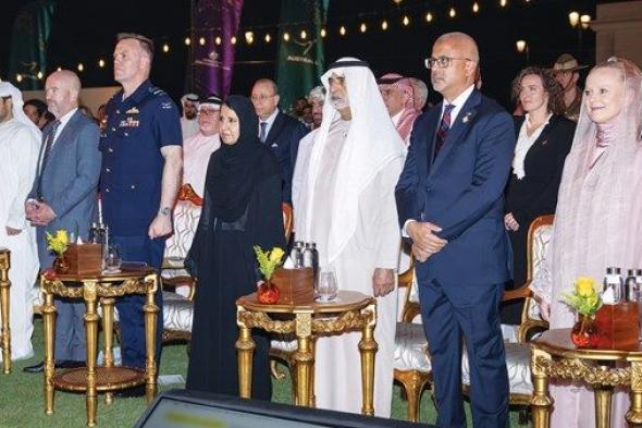 نهيان بن مبارك يحضر حفل السفارة الأسترالية بمناسبة اليوم الوطني