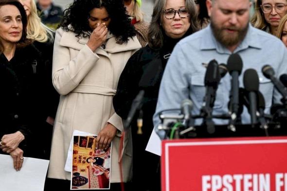 متى ستُنشر "ملفات إبستين"؟ وهل ستخضع للتنقيح؟