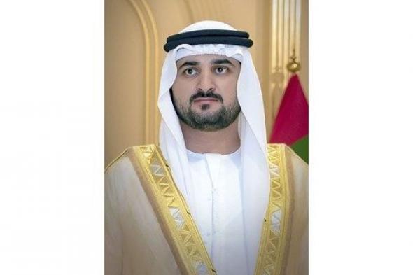 مكتوم بن محمد يقدّم واجب العزاء في وفاة أسامة الشعفار