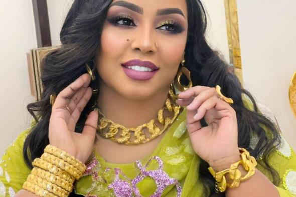 شاهد بالفيديو.. الفنانة هدى عربي تحتفل بفوز الهلال بموسيقى إحدى أغنياتها وتعلق: (ما عندي علاقة بالكورة خالص)