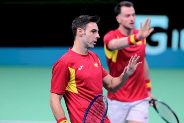 كأس ديفيس: إسبانيا تلحق بإيطاليا إلى الدور النهائي