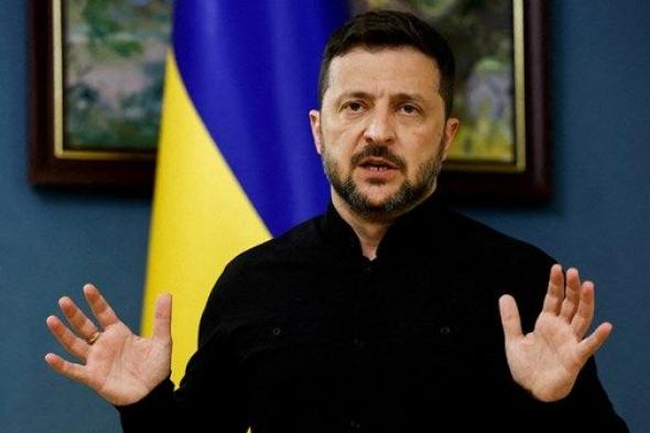 زيلينسكي: خطة السلام قد تأخذ في الاعتبار "وجهات نظر أوكرانيا"