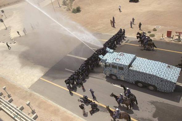 قوات بريطانية تشارك في (الصقر الجارح)