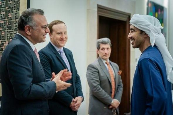 عبدالله بن زايد ومستشار الرئيس الأميركي للشؤون الأفريقية والعربية يبحثان التطورات في السودان