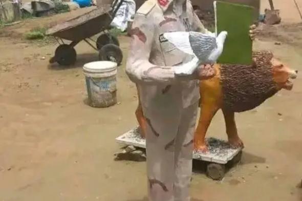 شاهد بالصورة.. تمثال “حميدتي” بدارفور يتعرض لسخرية غير مسبوقة على مواقع التواصل الاجتماعي بالسودان