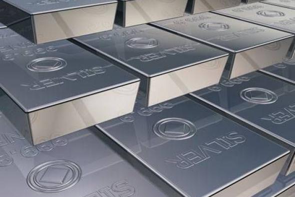 الفضة تتحرك فى المنطقة الإيجابية بفضل الفائدة الأمريكية