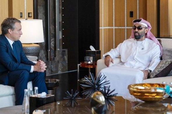 طحنون بن زايد يلتقي الرئيس التنفيذي لشركة SAP