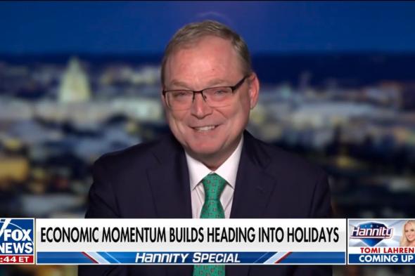 تقرير: مستشار ترامب الاقتصادي المقرّب من الكريبتو كيفن هاسيت المرشّح الأوفر حظًا لقيادة الاحتياطي الفيدرالي