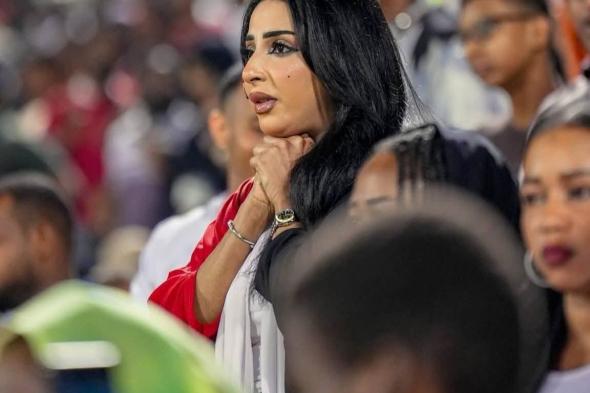 شاهد بالصور.. حسناوات “السودان” يسحبن البساط من جميلات “لبنان” في ليلة فوز صقور الجديان على رجال الأرز بقطر