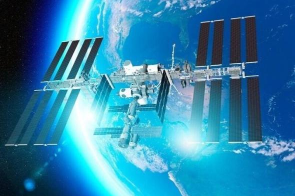 طاقم أميركي روسي يبدأ مهمة لمدة 8 أشهر بمحطة الفضاء الدولية